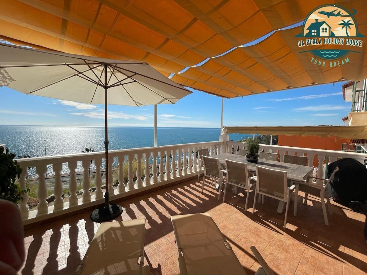 Seafront Townhouse With Stunning Mediterranean Views, Pool And Garaje
